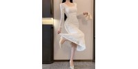 Robe Longue Ajustée en Dentelle Blanche – Taille L (Seconde main) Robe Longue Ajustée en Dentelle Blanche – Taille L (Seconde main)